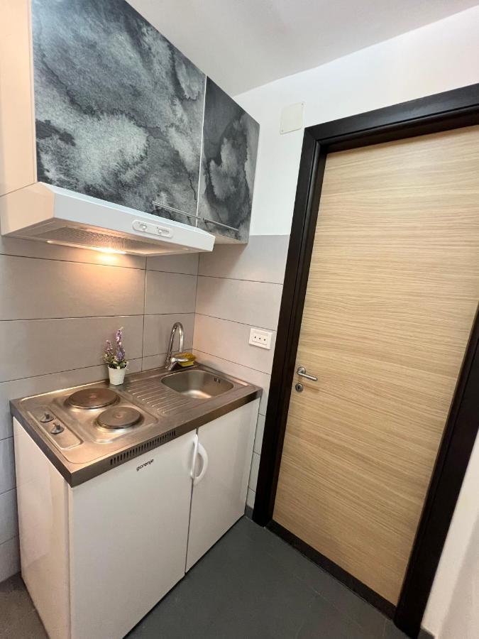 Apartman Center Оміш Екстер'єр фото